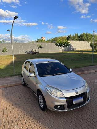 RENAULT SANDERO 1.0 EXPRESSION 16V FLEX 4P MANUAL